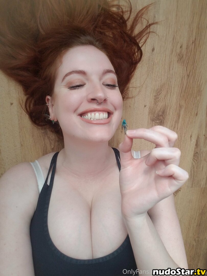giantessgingerofficial / lady.gingerlust Nude OnlyFans Leaked Photo #95