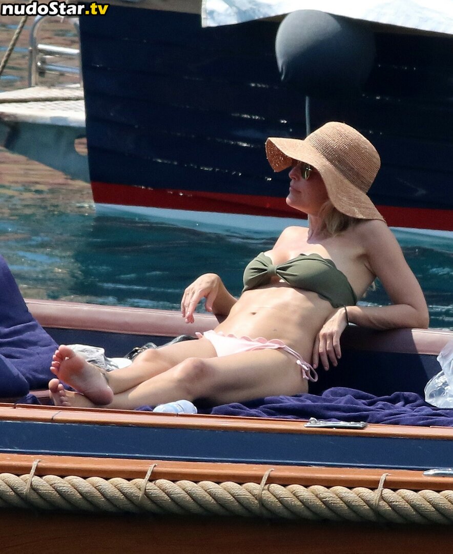 Gillian Anderson / GillianA Nude OnlyFans Leaked Photo #108