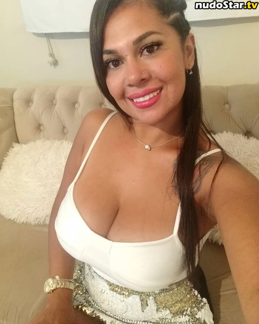 Gloria Gonzalez / beautifulmuffin / lanegra_loly Nude OnlyFans Leaked Photo #28