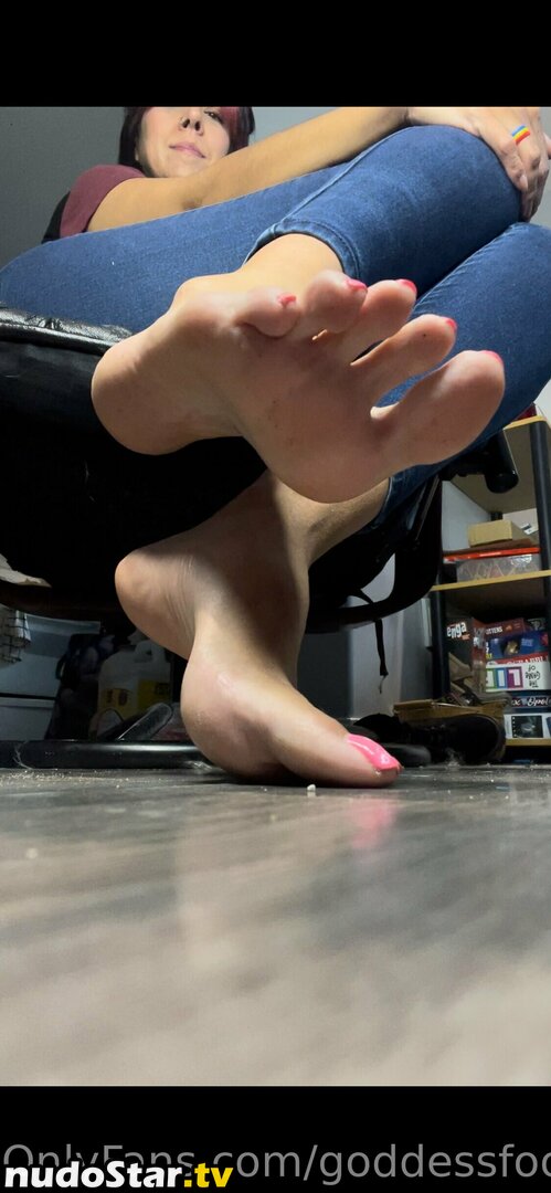 goddess.foot.love / goddessfootlove Nude OnlyFans Leaked Photo #35