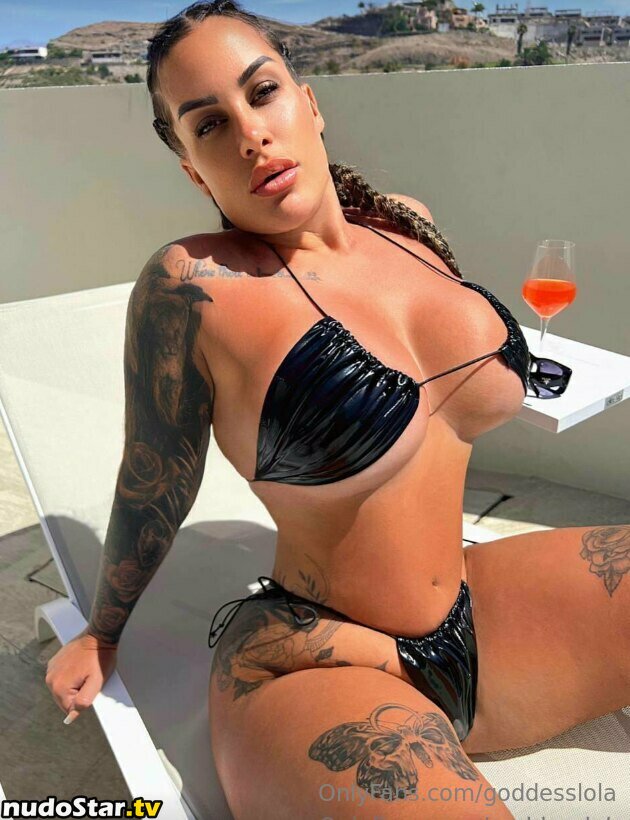 goddesslola / goddesslolaxoxo Nude OnlyFans Leaked Photo #197