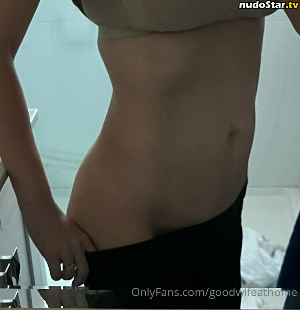 goodwifeathome Nude OnlyFans Leaked Photo #2