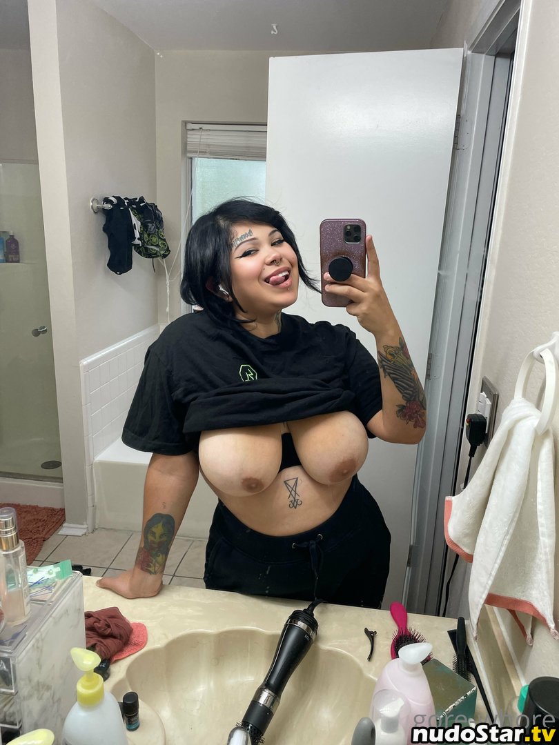___gorewhore__ / gore-whore Nude OnlyFans Leaked Photo #2