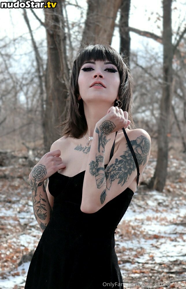 goth-kitteen.free / gothicgirl120 Nude OnlyFans Leaked Photo #6