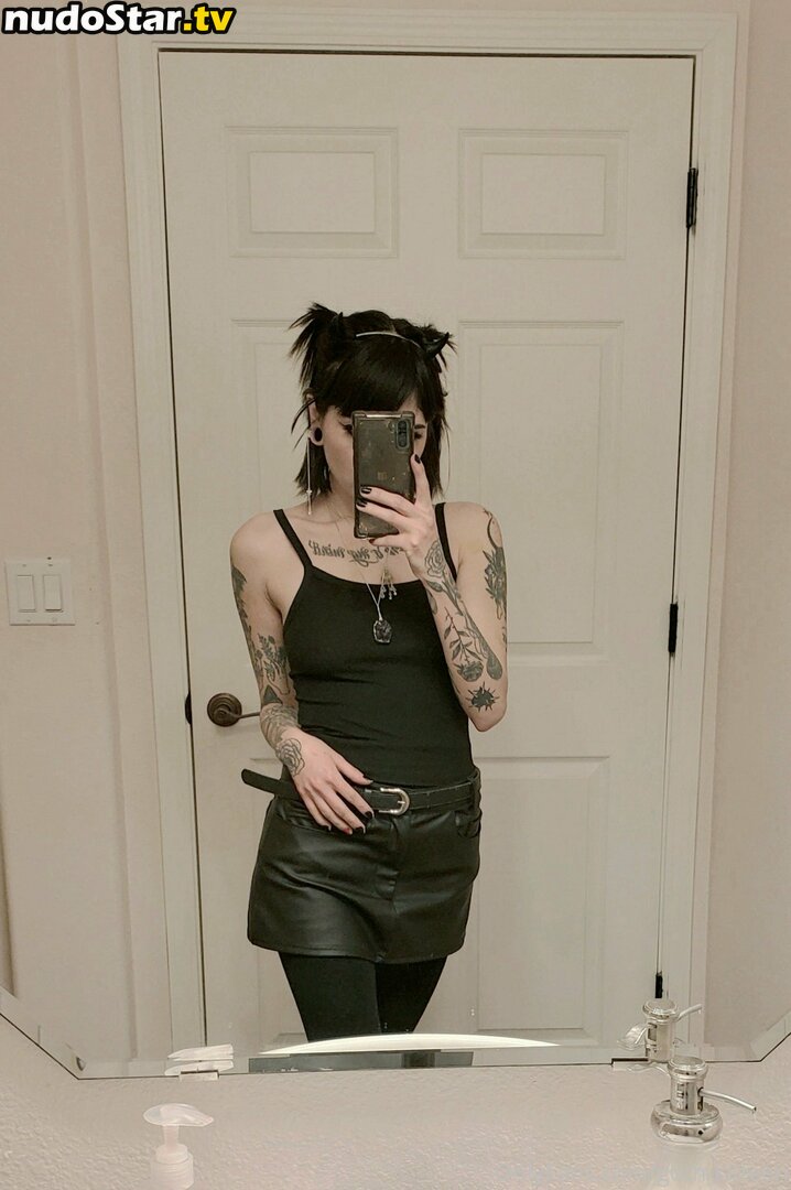 goth-kitteen / gothkitten98 Nude OnlyFans Leaked Photo #47