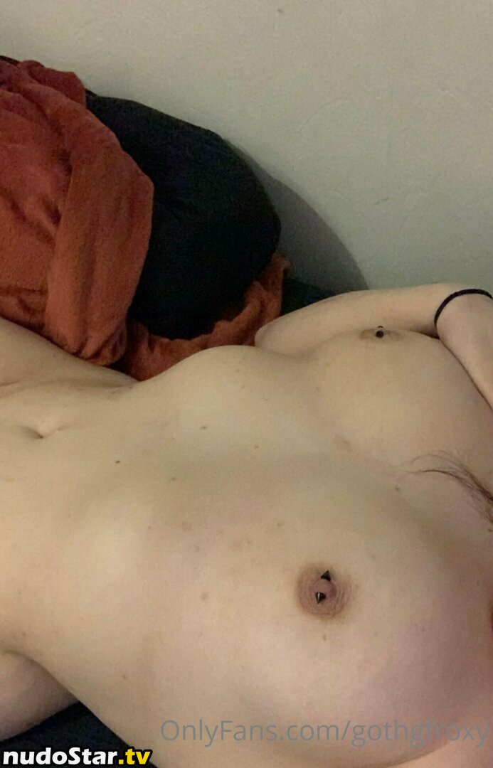 gothgfroxy Nude OnlyFans Leaked Photo #1