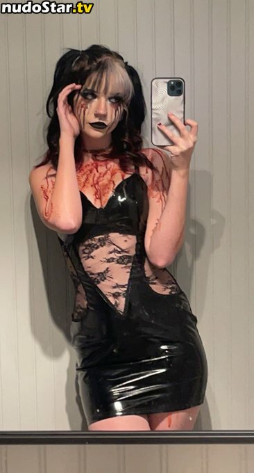 H0neyR3venge / gothichorrorcliche / gothictropic / gothicwhorror Nude OnlyFans Leaked Photo #38