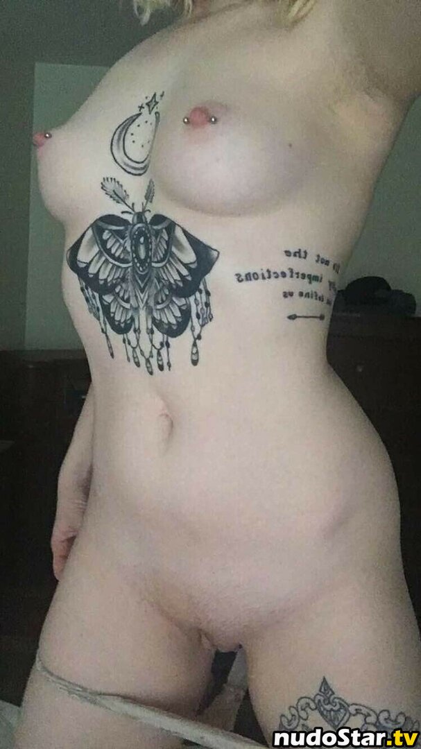 Gothpixi Nude OnlyFans Leaked Photo #7