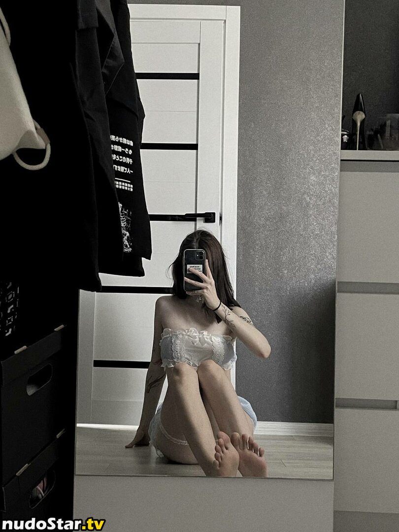 868833525 / grystnaya____ / grystnayaanya / matreshkaa / грустная аня Nude OnlyFans Leaked Photo #47