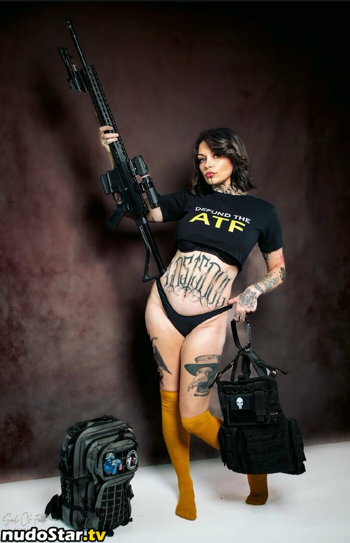 Gun Bunnies / amandashoots Nude OnlyFans Leaked Photo #46