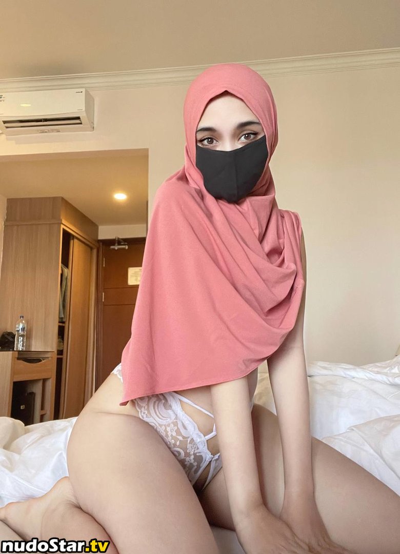  / CamillaReese / HabibtiSalma / HijabCamilla / nazley272 Nude OnlyFans Leaked Photo #3