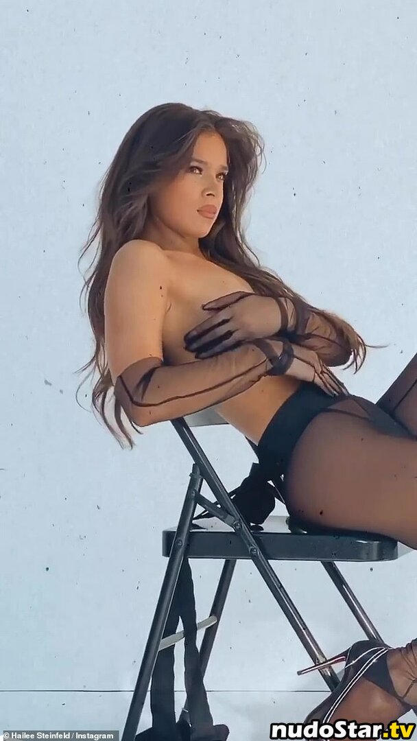 Hailee Steinfeld / haileesteinfeld / https: Nude OnlyFans Leaked Photo #466