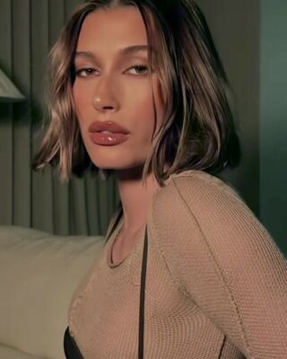 Hailey Baldwin Bieber