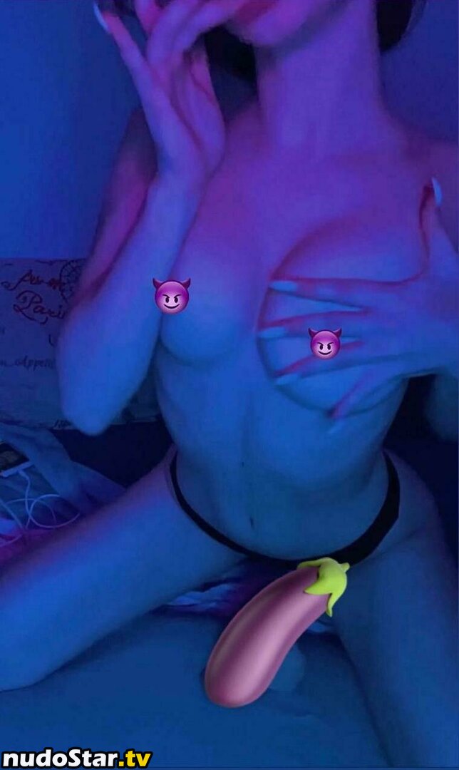 haileyfree / haileyfreee Nude OnlyFans Leaked Photo #6