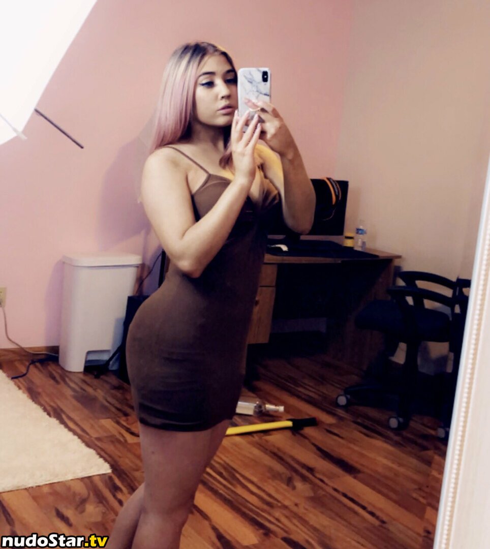 Hailsbee / hailsbbyy Nude OnlyFans Leaked Photo #143