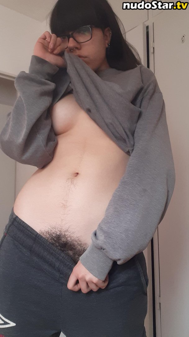 Hairy Women / HairyFairy420 / ig_naturals / pearlygirly06 Nude OnlyFans Leaked Photo #263