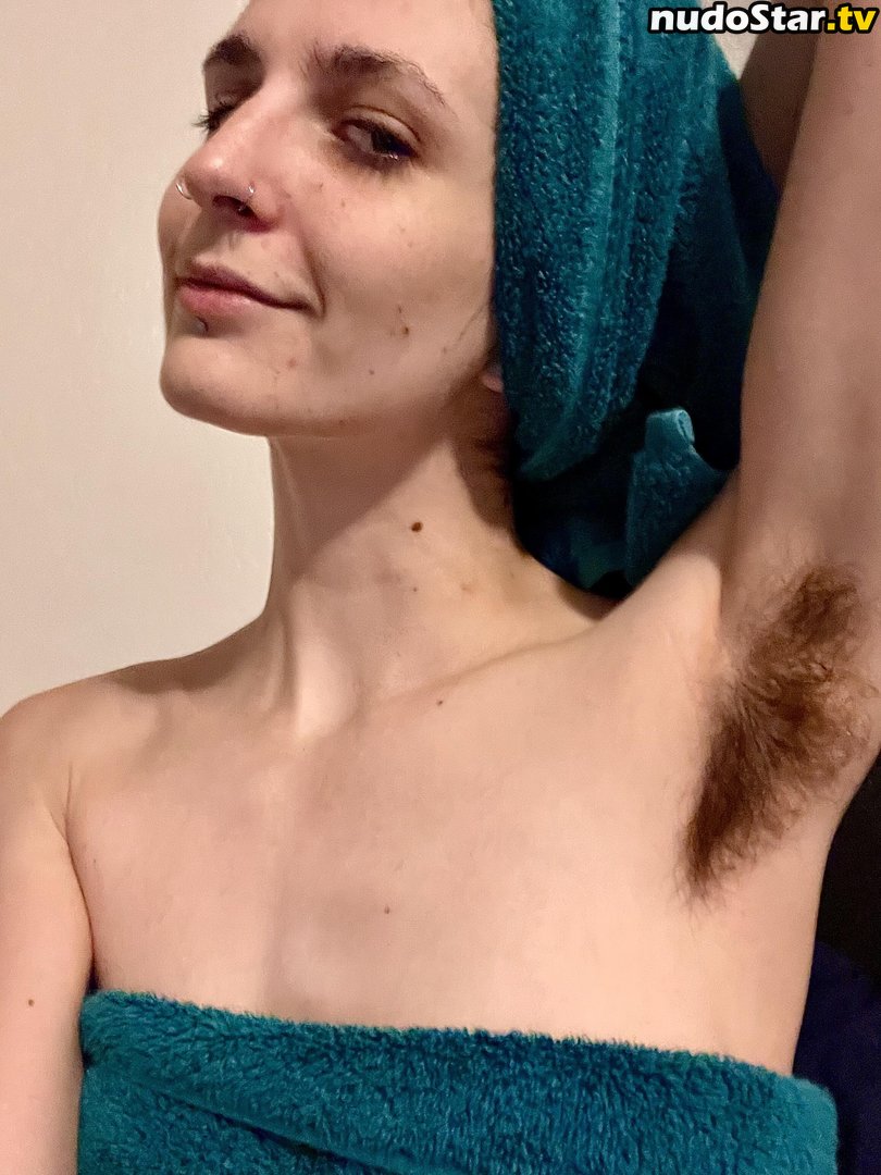 Hairy Women / HairyFairy420 / ig_naturals / pearlygirly06 Nude OnlyFans Leaked Photo #739