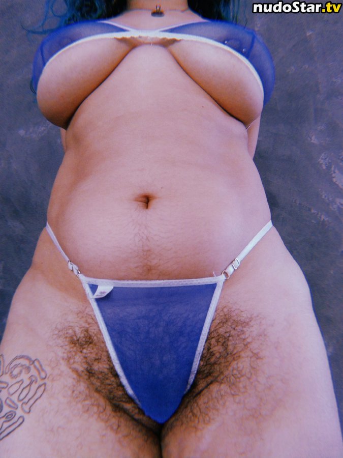 Hairy Women / HairyFairy420 / ig_naturals / pearlygirly06 Nude OnlyFans Leaked Photo #862