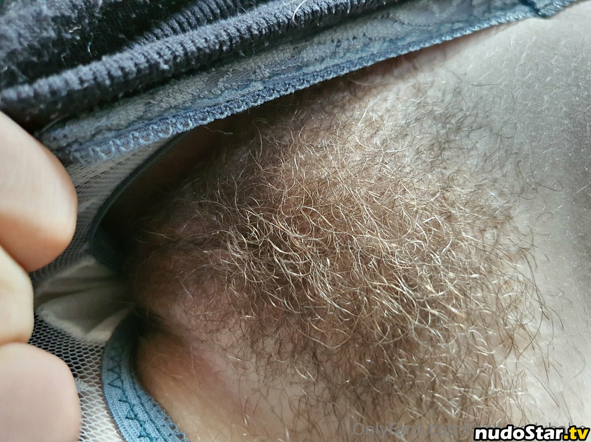 Hairy Women / HairyFairy420 / ig_naturals / pearlygirly06 Nude OnlyFans Leaked Photo #2000
