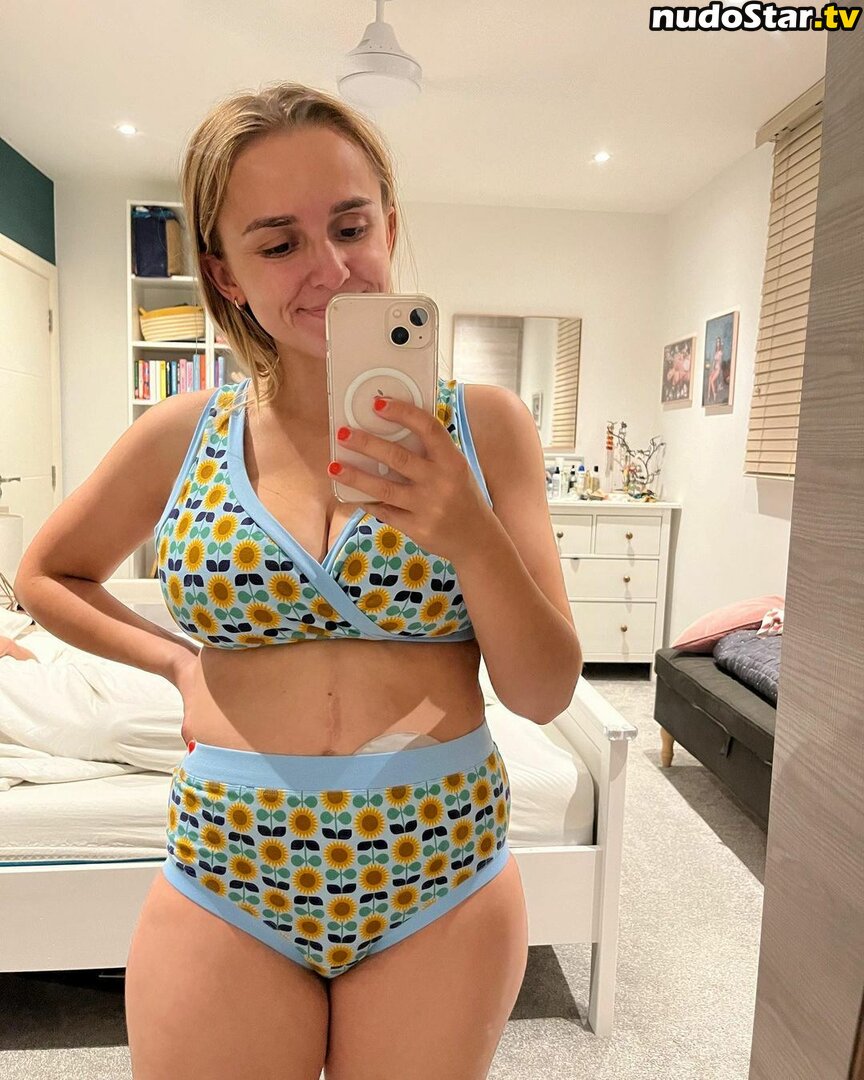 Hannah Witton / hannahwitton Nude OnlyFans Leaked Photo #25