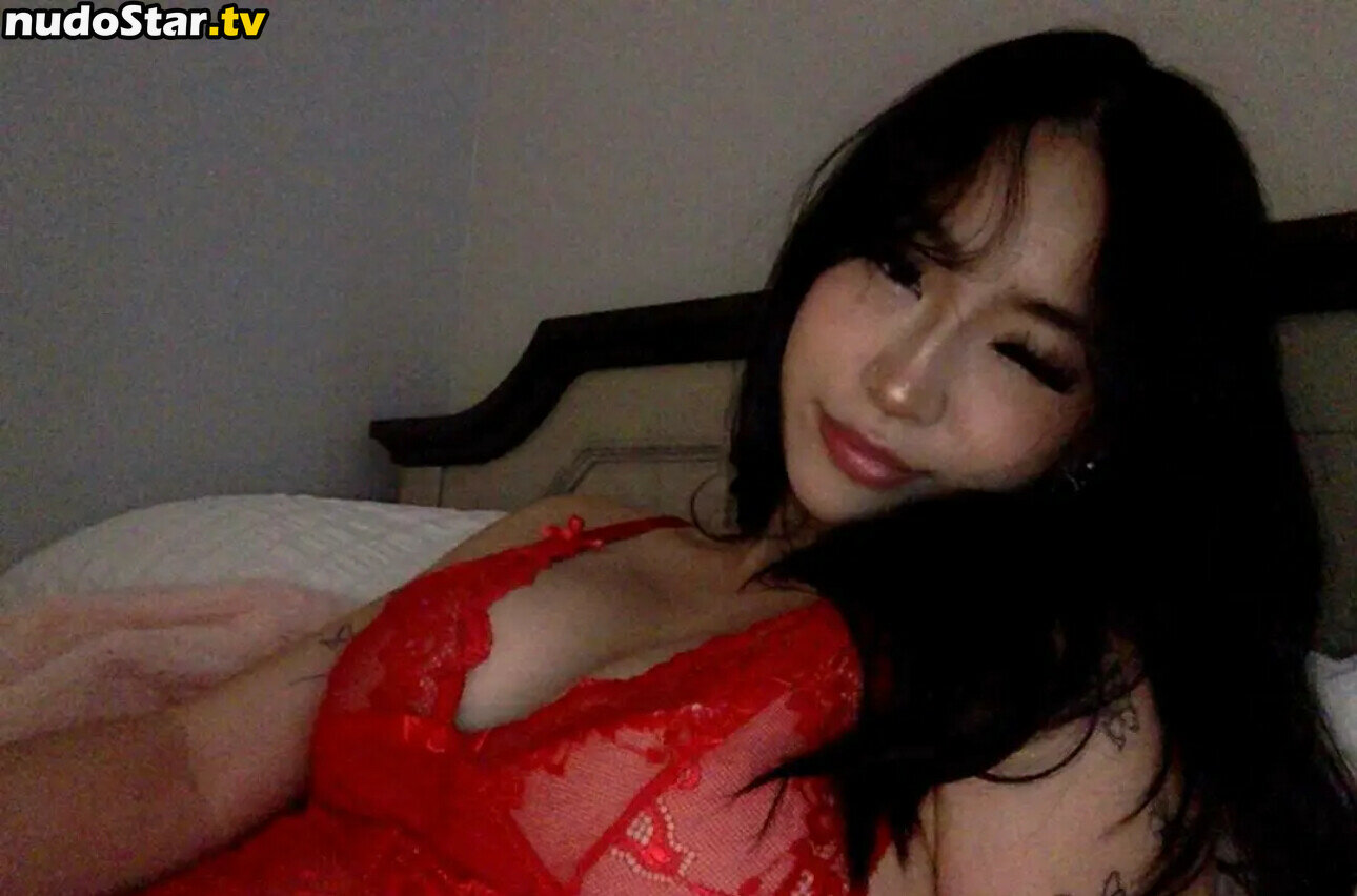 Harmonee Yang / harmoneeyang Nude OnlyFans Leaked Photo #17