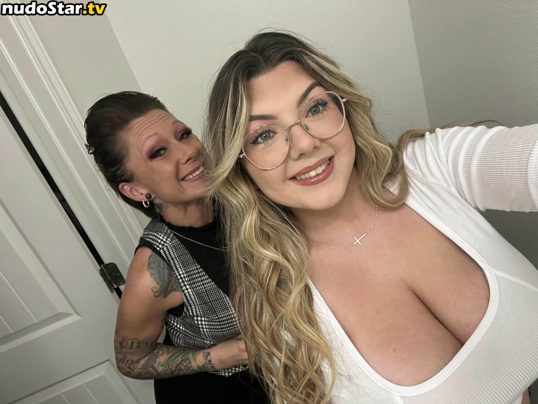 Hayley L / fourteenpointfourfamily / haileyleahofficial Nude OnlyFans Leaked Photo #28