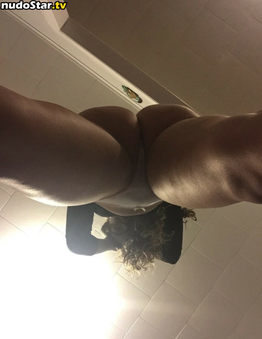 Hazybluex / Hazybueeyes / hazybuttz Nude OnlyFans Leaked Photo #22