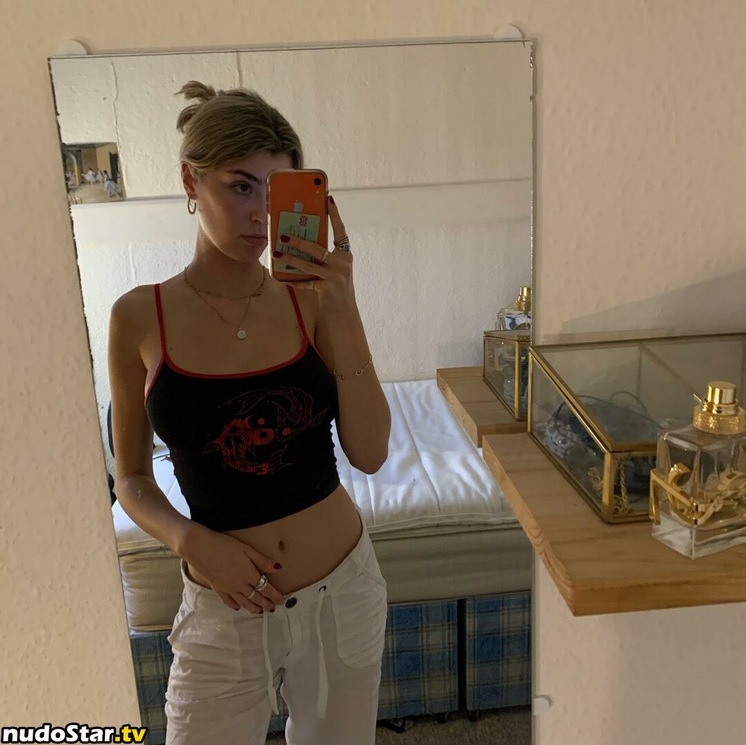 Helena Polomcic Nude OnlyFans Leaked Photo #35