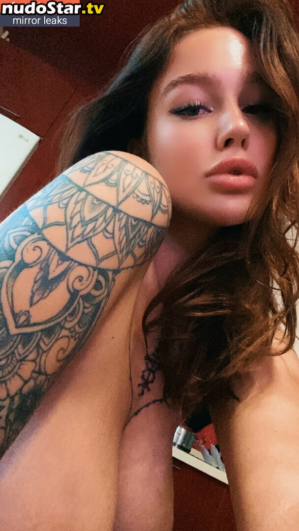 Olga Voronina / hell_voron / olgchkmrv Nude OnlyFans Leaked Photo #37