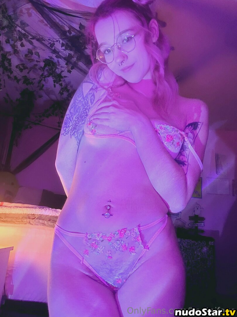 hentaifaye / missfayfaye Nude OnlyFans Leaked Photo #33