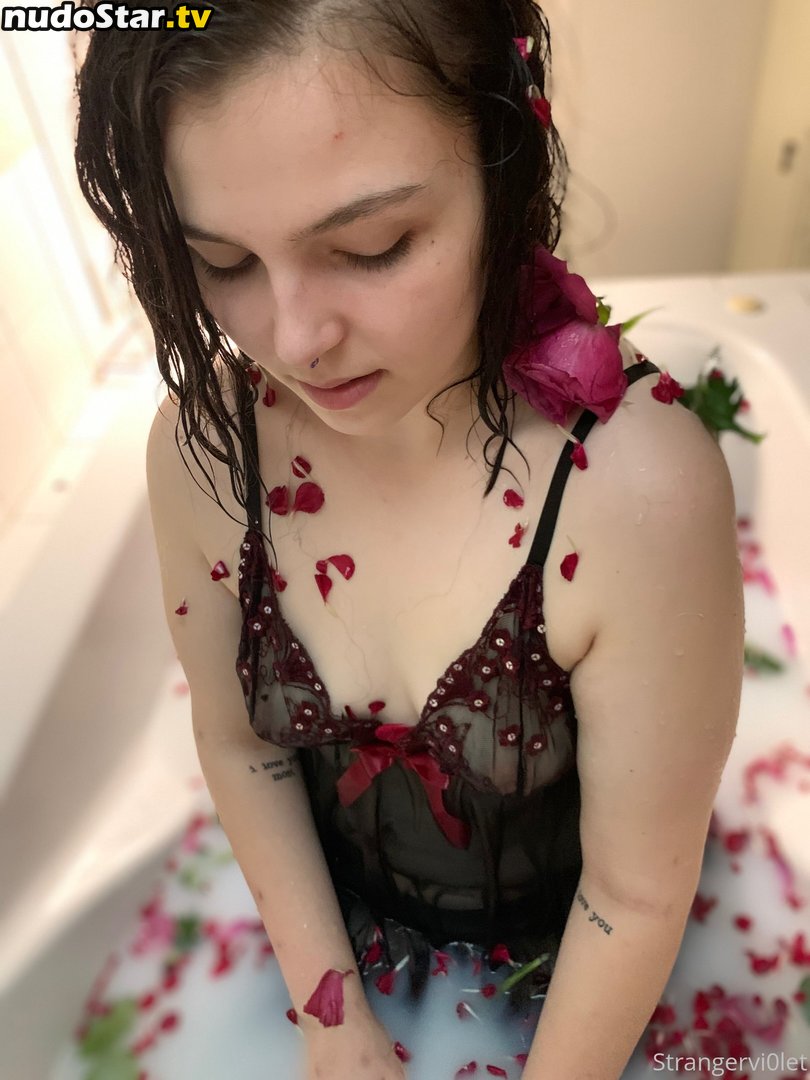 hereliesviolet Nude OnlyFans Leaked Photo #2