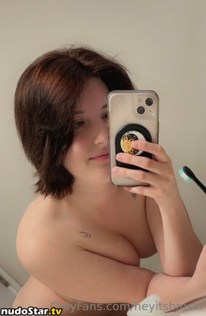 Emily Broski / Heyitsbroski / hey.its.broski Nude OnlyFans Leaked Photo #127