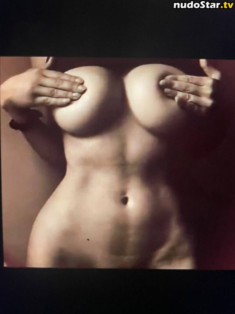 Heyitssarah / saraijones Nude OnlyFans Leaked Photo #5