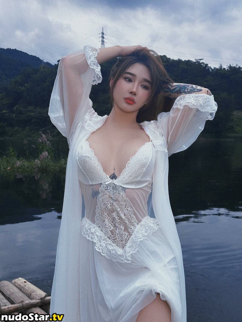 Hitomi Songyuxin / Lindsay78690789 / hitomi_official / songyuxin_hitomi Nude OnlyFans Leaked Photo #167