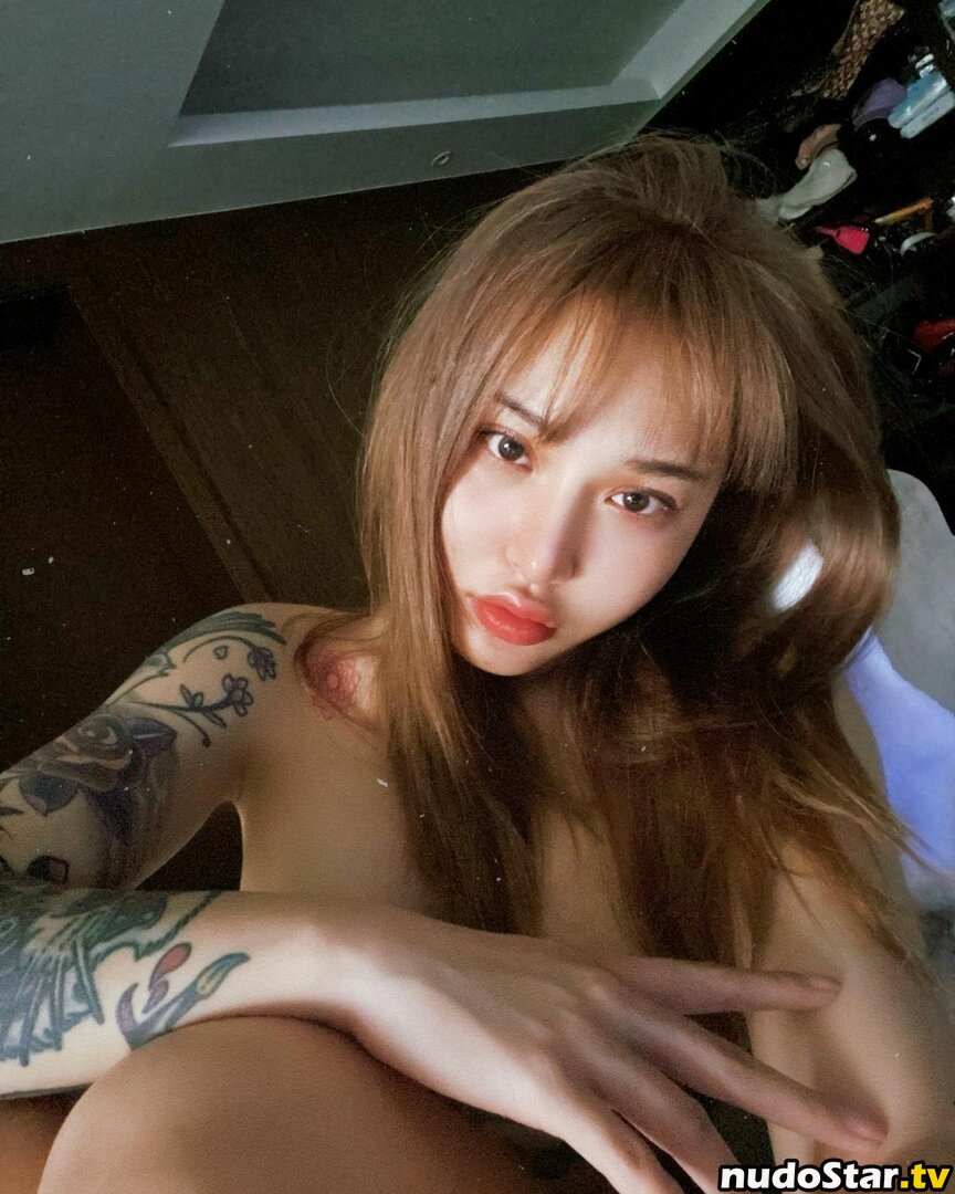Hitomi Songyuxin / Lindsay78690789 / hitomi_official / songyuxin_hitomi Nude OnlyFans Leaked Photo #282