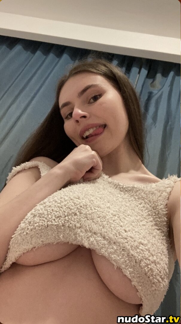 hivictoria / vickycoifman.danilovic Nude OnlyFans Leaked Photo #7