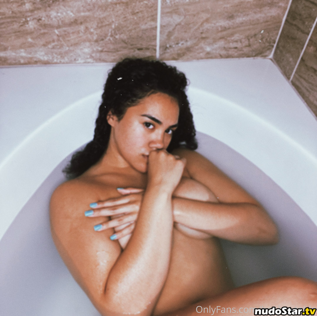 3xclusive.mami / Hoehuxtable Nude OnlyFans Leaked Photo #11