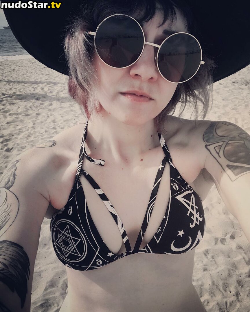 Holly Conrad / HollyConrad / commanderholly Nude OnlyFans Leaked Photo #18