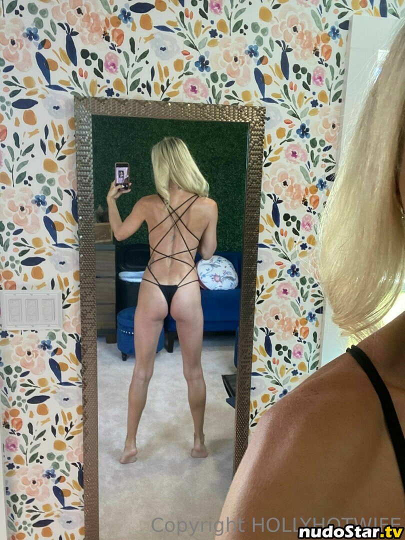 HOLLYHOTWIFE / Holly Hotwife Nude OnlyFans Leaked Photo #59