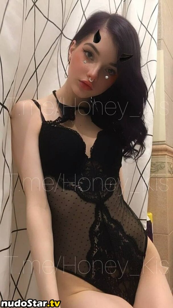 Cat_girl_myr / Honey_kis Nude OnlyFans Leaked Photo #2