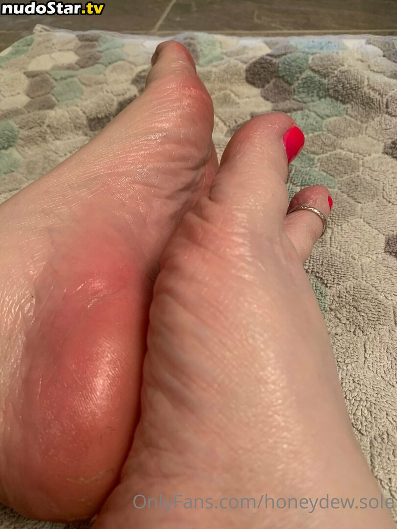 honeydew.sole / toes.for.souls Nude OnlyFans Leaked Photo #4