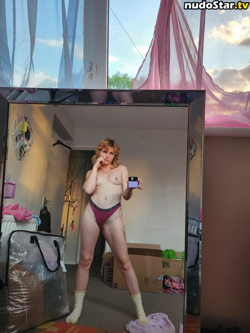 Hornyismyunicorn Nude OnlyFans Leaked Photo #1