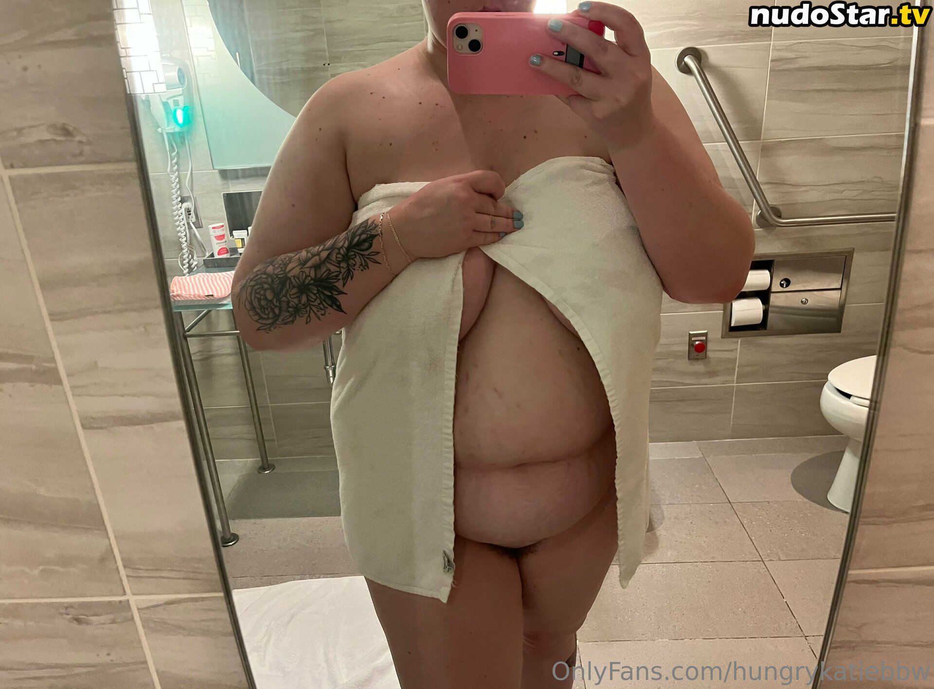 hungrykatie / hungrykatiebbw Nude OnlyFans Leaked Photo #58