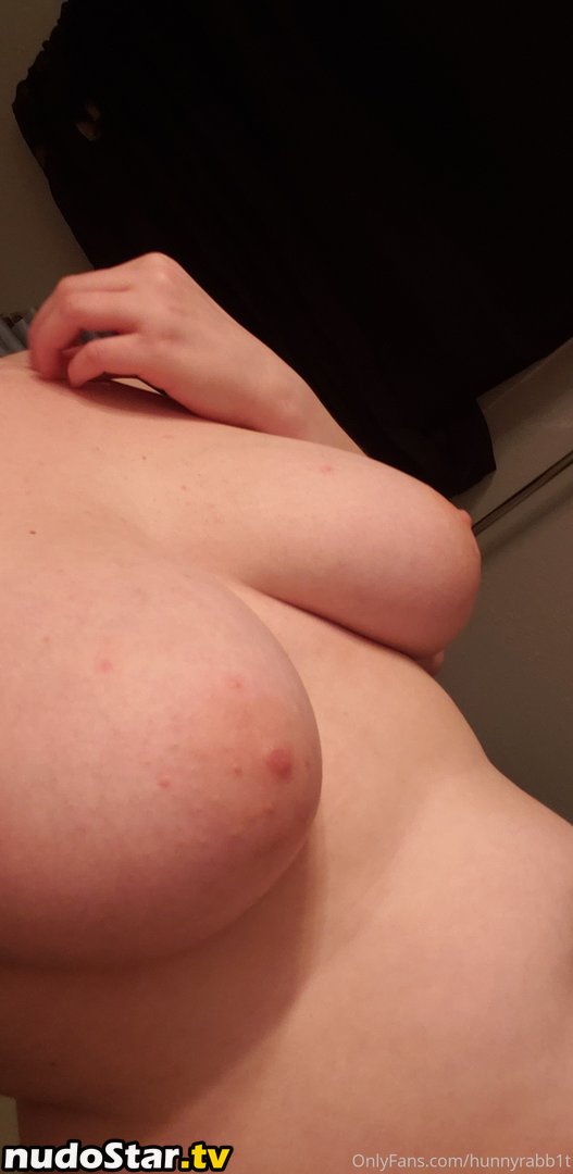 goldenxxbunny / hunnyrabb1t Nude OnlyFans Leaked Photo #18