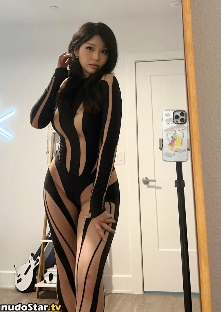 Aikuros / Hyoon Nude OnlyFans Leaked Photo #70