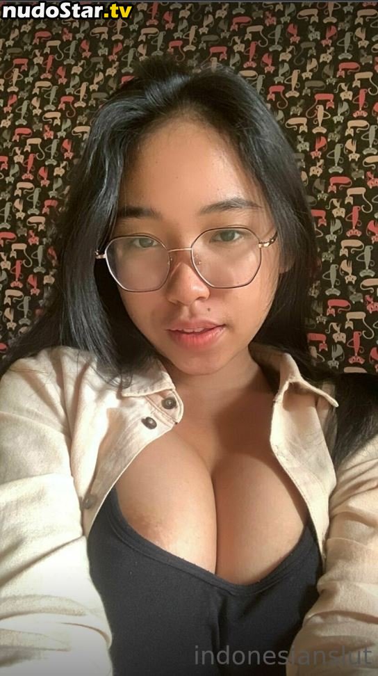 id_babygirl / indonesianslut Nude OnlyFans Leaked Photo #5