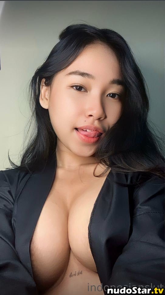 id_babygirl / indonesianslut Nude OnlyFans Leaked Photo #17