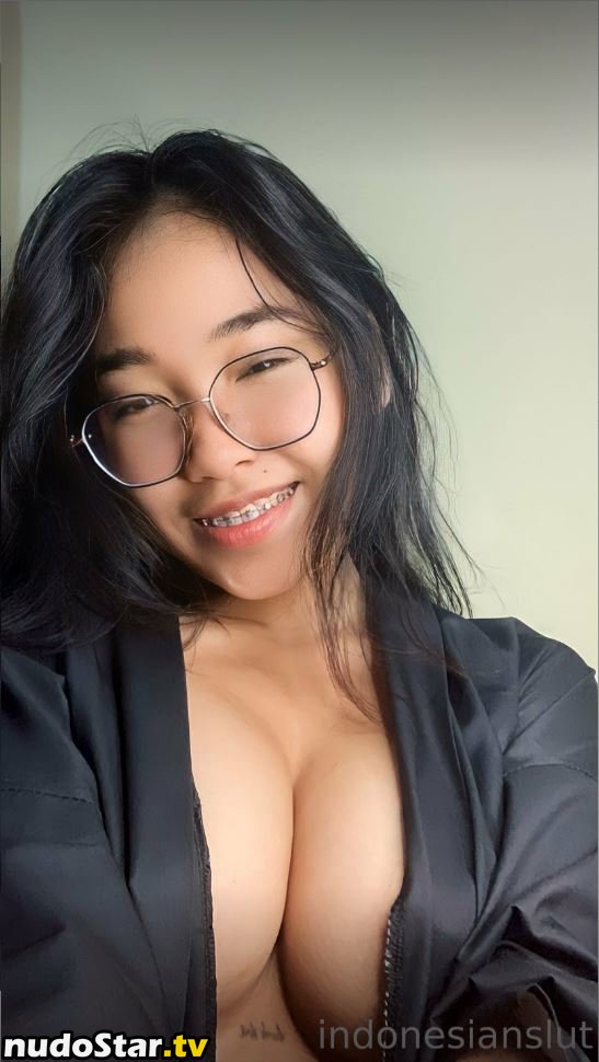 id_babygirl / indonesianslut Nude OnlyFans Leaked Photo #24