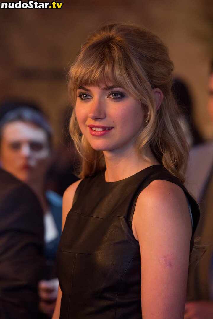 Imogen Poots / impoots Nude OnlyFans Leaked Photo #7