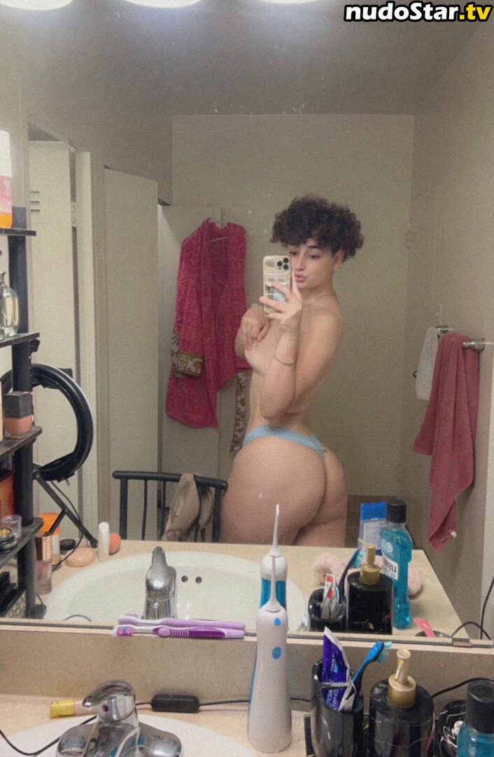 imthatchick / imthatthick Nude OnlyFans Leaked Photo #12